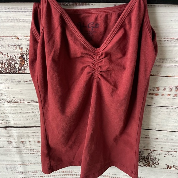 John Galt by Brandy Melville // Archie Burgundy Camisole with Scrunched Chest - Picture 3 of 5